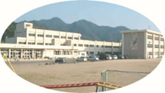 今富小学校